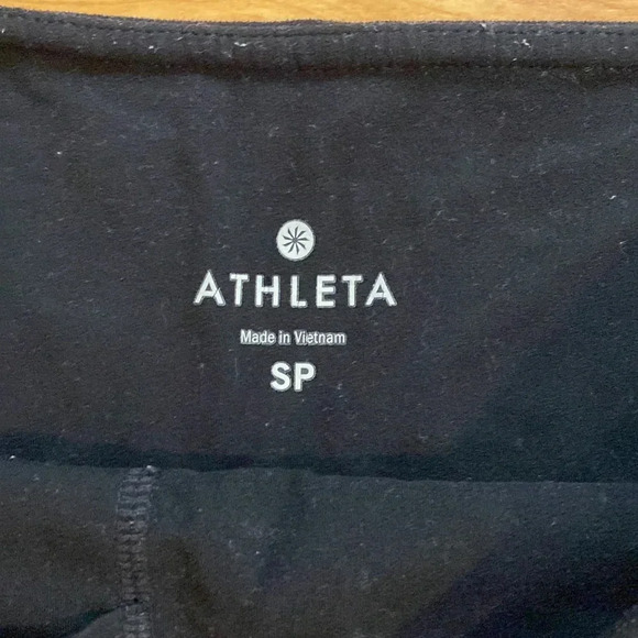 Athleta Black Mesh Detailed Leggings - Picture 3 of 6